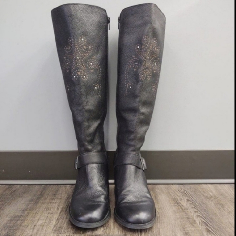 Fall boots SOHO LAB SKECHERS - GUC - kitten heel boots NWOT Size 6